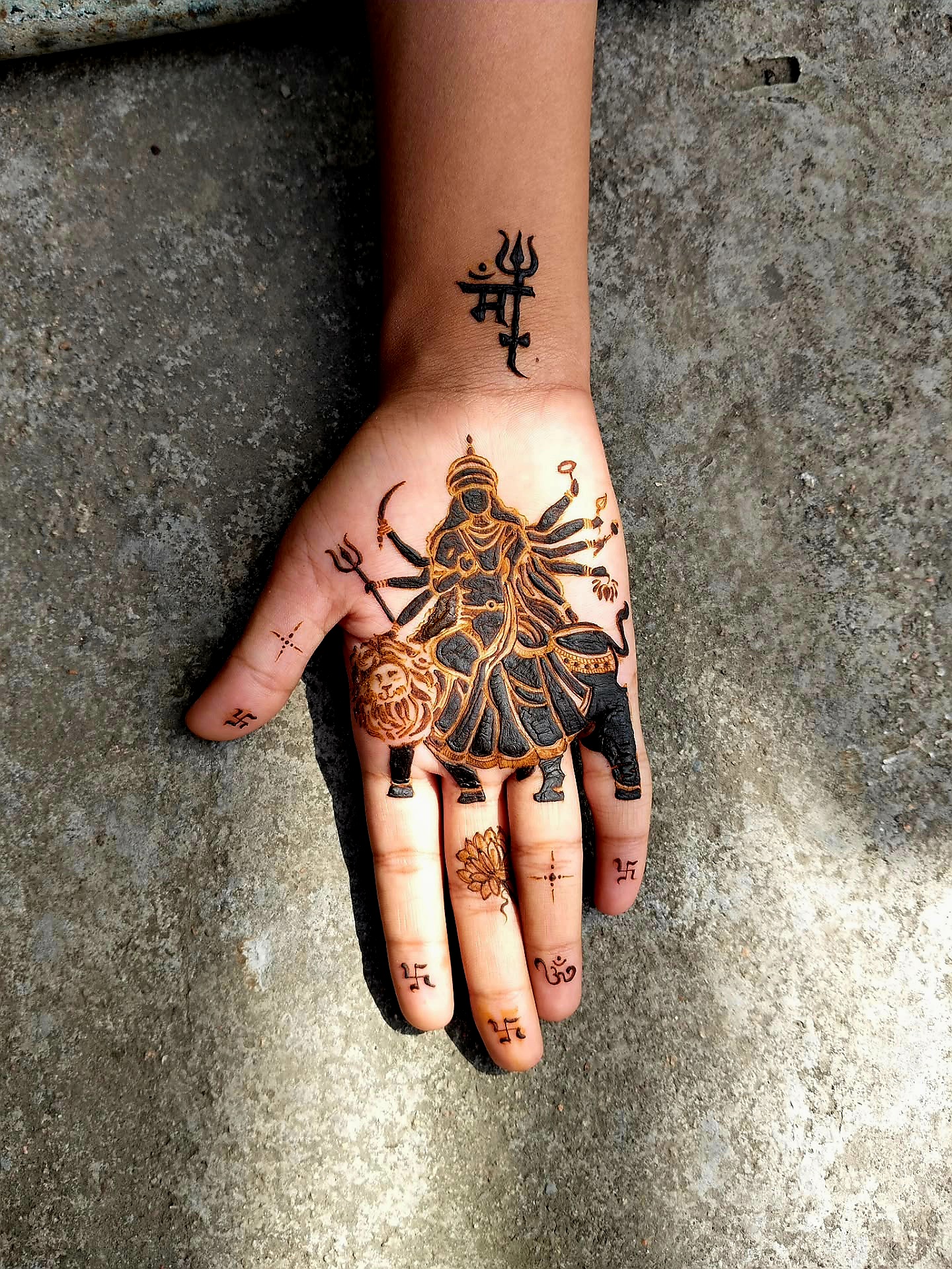 Navratri Mehndi Design